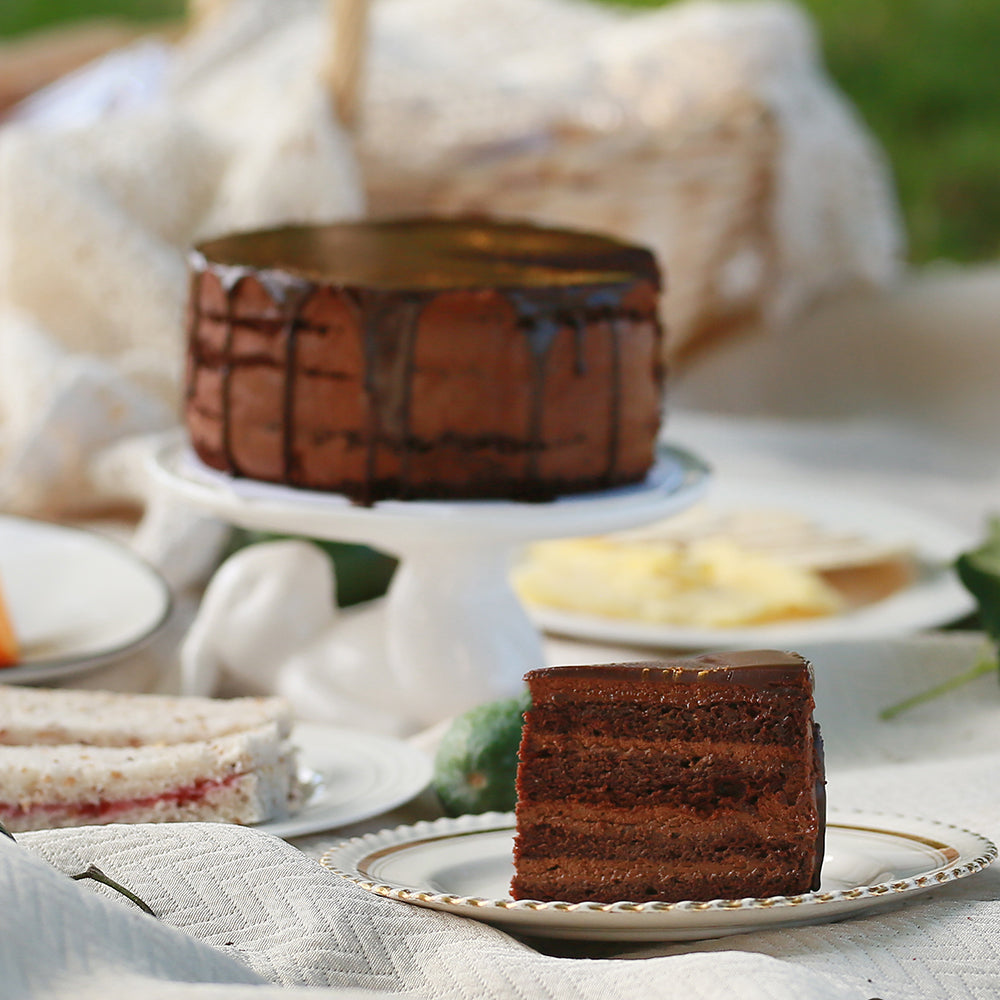 Cocoa Cloud: Auckland’s Rainy Day Chocolate Escape