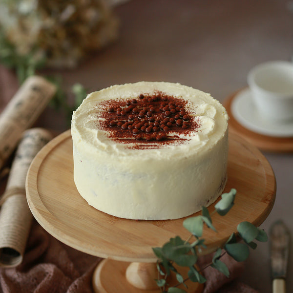 What Makes Dancing Pearls Chocolate Cake So Irresistibly Unique at Cocoa Cloud