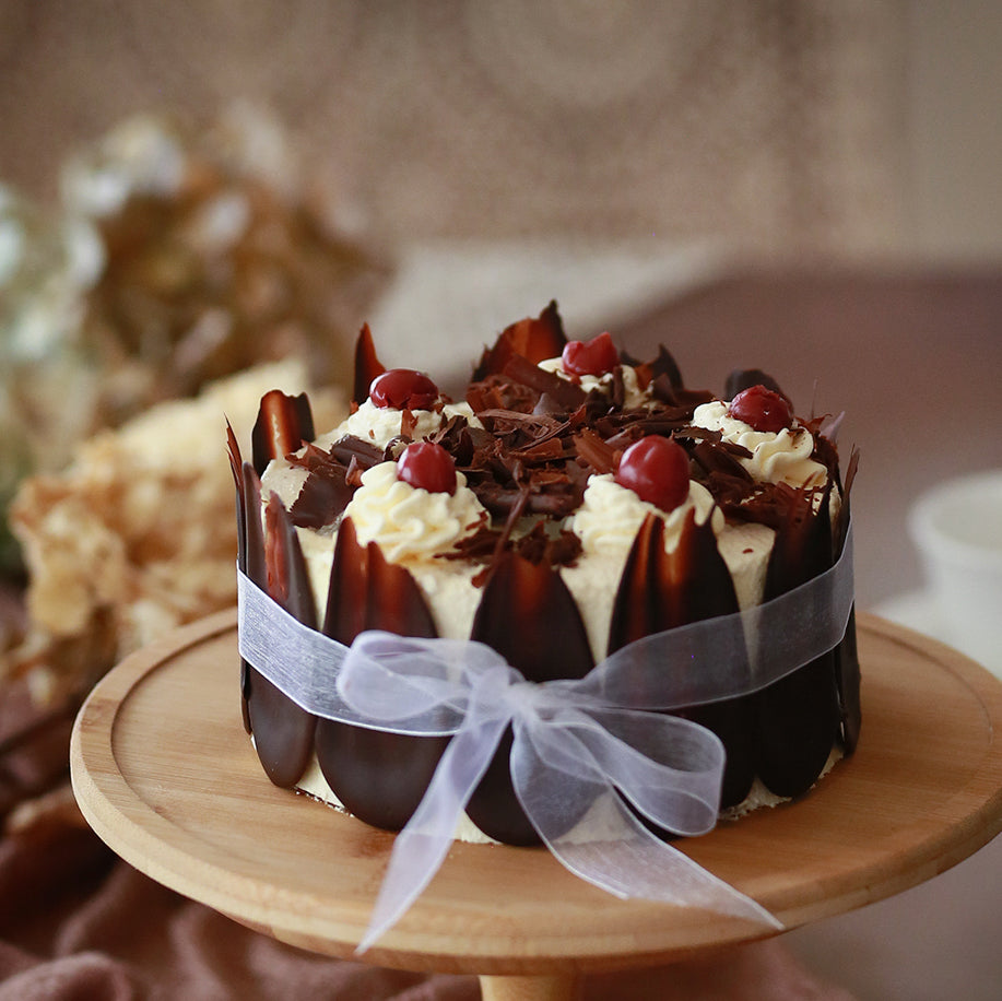 Light, Less‑Sugar, Still Indulgent: How Cocoa Cloud Redefines “Guilt‑Free” Treats