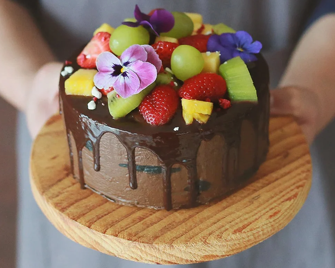 Sweet Sophistication: Discover Cocoa Cloud’s Handcrafted Chocolate Cakes