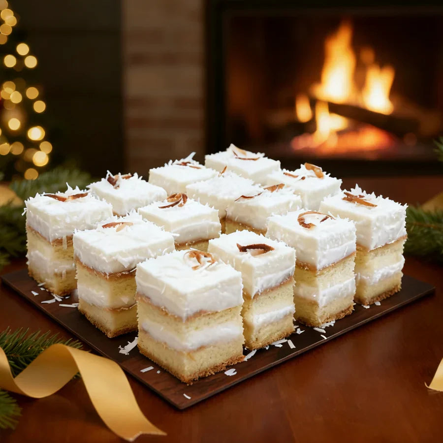 Catering Cake Ideas for Auckland Events: Why Cocoa Cloud’s Mini Cakes Make Every Occasion Sweeter