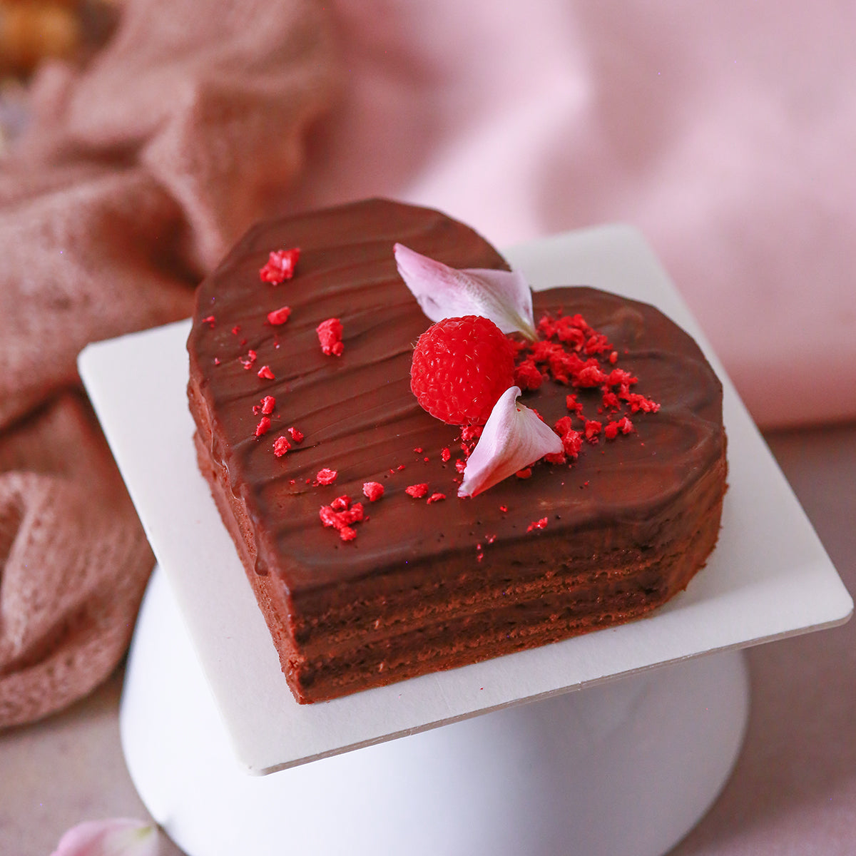 Cloud Heart Chocolate Cake